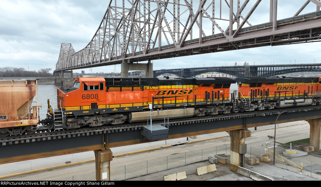 BNSF 6808